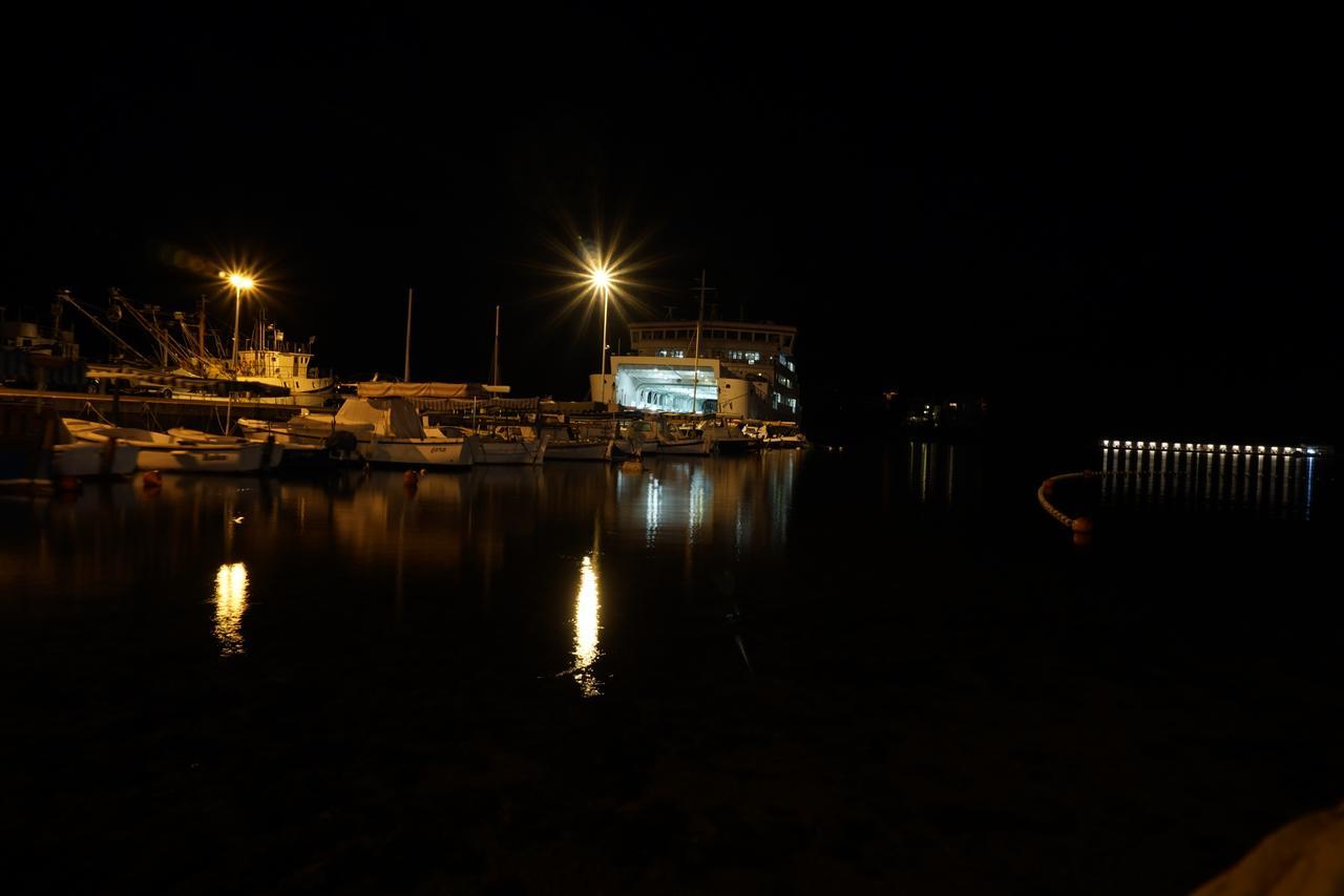 Apartments Vela Luka Buitenkant foto