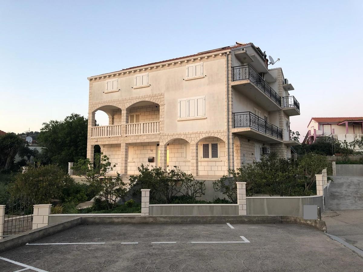 Apartments Vela Luka Buitenkant foto